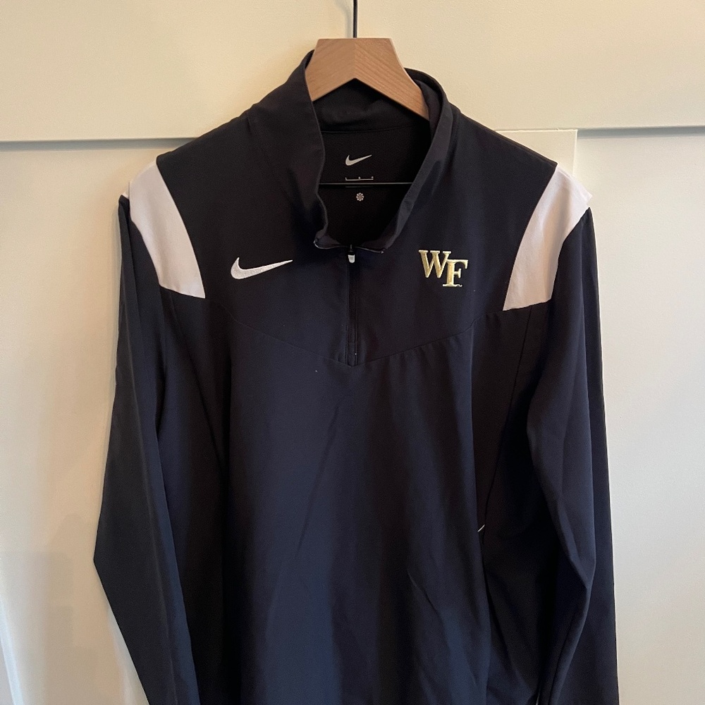 Nike Wake Forest Rain Pull Over.  L Black